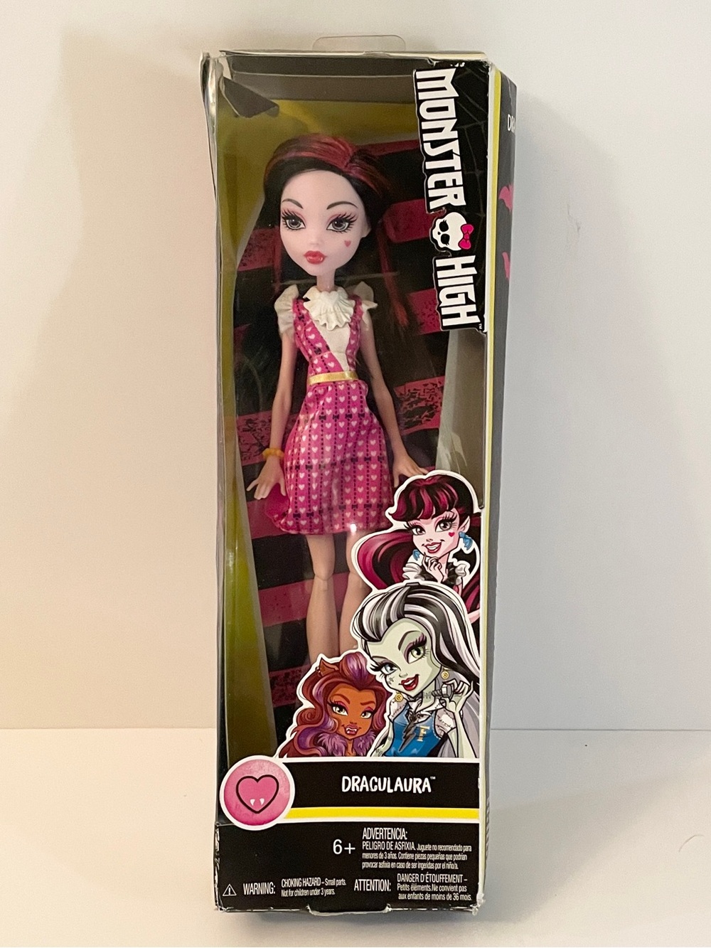 Monster High Draculaura Doll Damaged Box